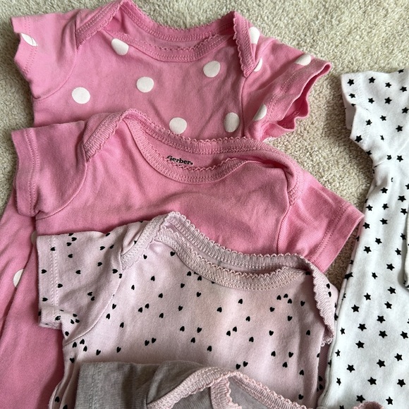 0-3 month onesie bundle - Picture 6 of 8